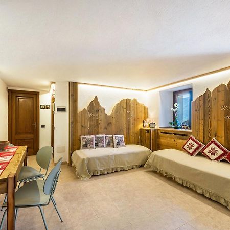 Apartament Il Nido Di Letizia Châtillon Zewnętrze zdjęcie